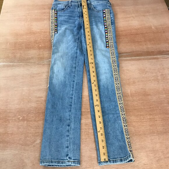 Pilcro Slim Boyfriend Crop Jeans Women 25 Blue Mid Rise Embroidered Aztec Denim - Picture 6 of 14
